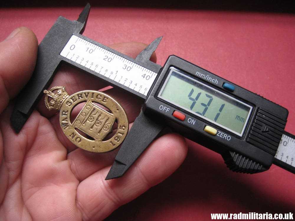 & WW1 original British metal BADGE 1915 - ON WAR SERVICE no. 57754, maker: J. A. Wylie & Co London Z. - Image 12