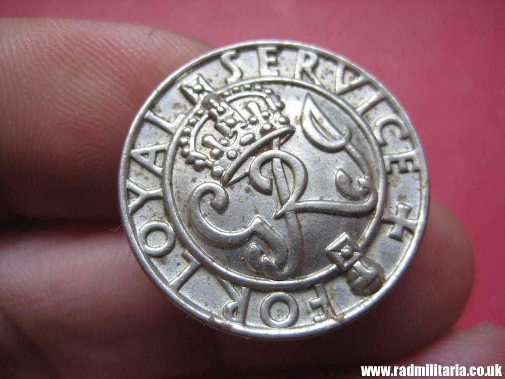 & WW1 British metal BADGE - "FOR LOYAL SERVICE".