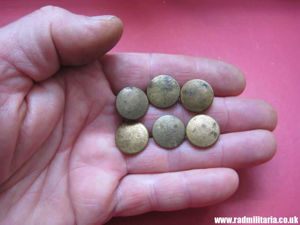 & SET of 6 WW2 German NSDAP small BUTTONS - identical marks: "A EXTRA FEIN" (Assmann) - genuine.