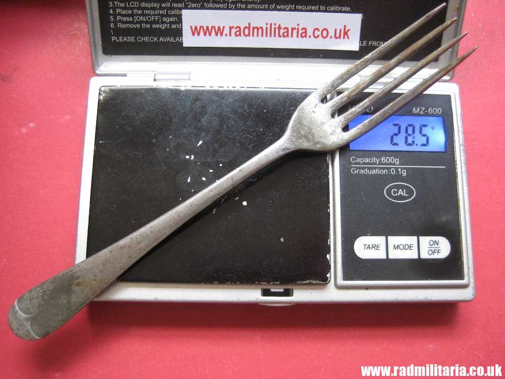 & WW2 British Army STEEL FORK with date 1943 maker: TG Ltd /I\ - good condition - Image 8