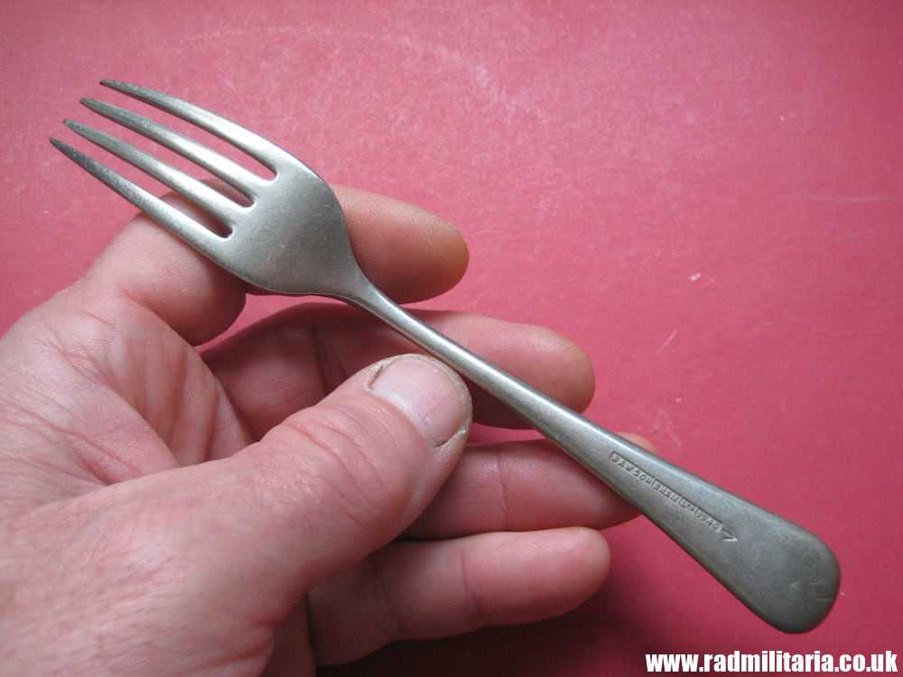 & WW2 British Army FORK with date 1940 Maker: DAWSON BHAM Ltd /I\ - good condition - Image 3