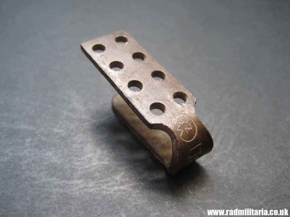 & WW2 nazi German BELT HOOK (Seitenhaken) marked: RZM UE81 belt hanger.