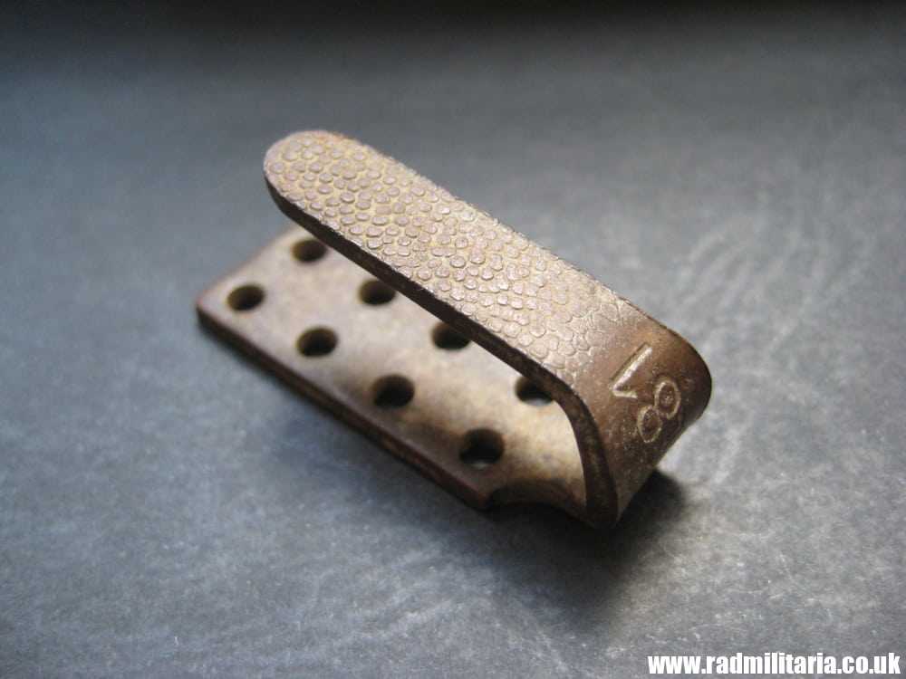 & WW2 nazi German BELT HOOK (Seitenhaken) marked: RZM UE81 belt hanger. - Image 11