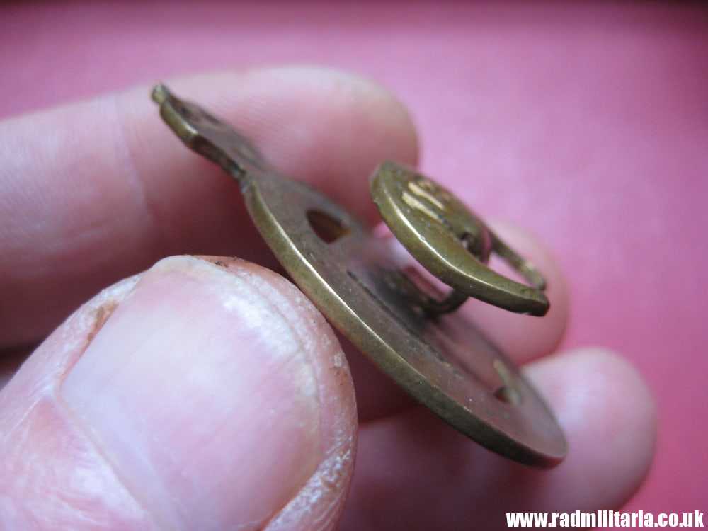 & WW1 original British metal BADGE 1915 - ON WAR SERVICE no. 1183, maker: J. A. Wylie & Co London. - Image 6