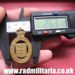 & WW1 original British metal BADGE 1915 - ON WAR SERVICE no. 1183, maker: J. A. Wylie & Co London.