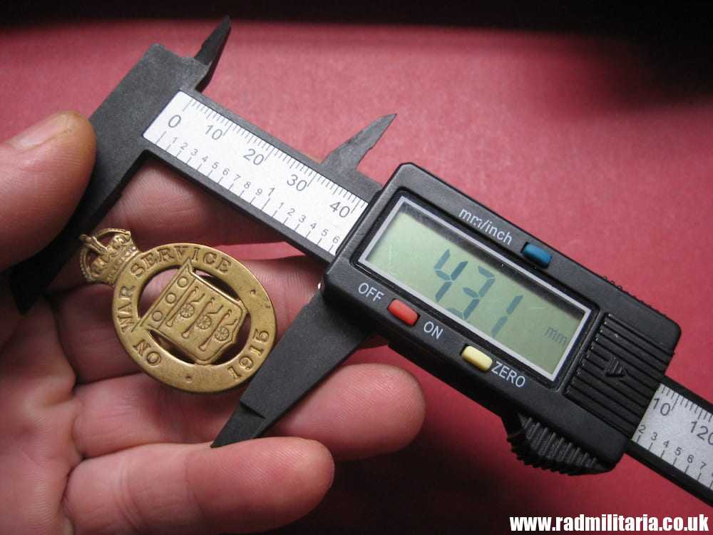 & WW1 original British metal BADGE 1915 - ON WAR SERVICE no. 1183, maker: J. A. Wylie & Co London. - Image 9