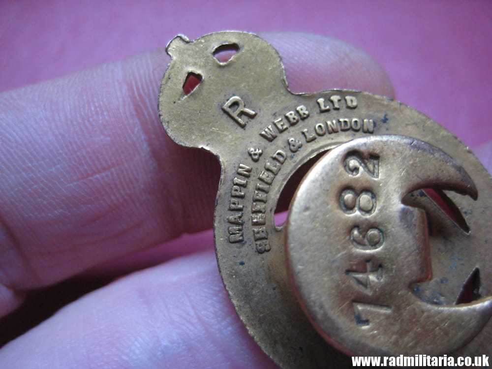 & WW1 original British BADGE 1915 - ON WAR SERVICE no. R 74682, maker: MAPPIN & WEBB Ltd Sheffield & London - Image 5