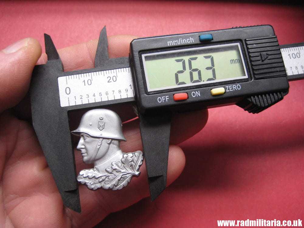 & WW2 German PLASTIC BADGE: Wehrmacht SOLDIER'S HEAD with HELMET, silver color. - Image 7