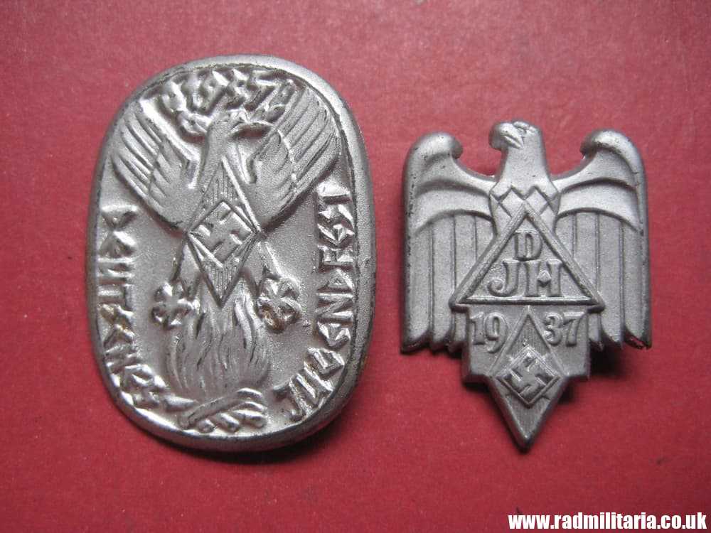 & German HITLER YOUTH HJ TINNIE BADGES set of 2 - genuine ! - Image 17
