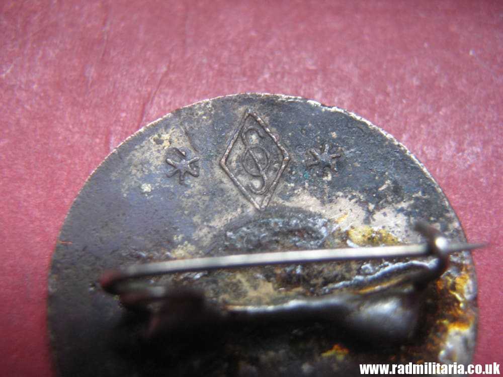 & WW2 German early NSDAP BADGE - NUN ERST RECHT marked: *&* RZM GES. GESCH. very rare !! - Image 10