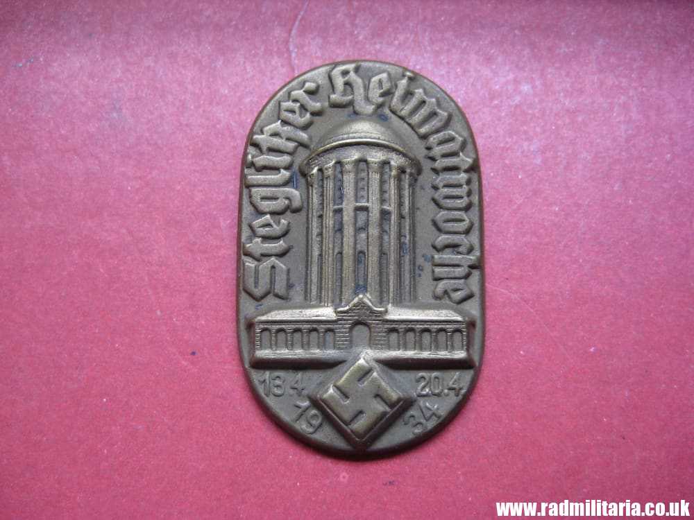 & WW2 German Commemorative TINNIE BADGE - STEGLITZER HEIMATWOCHE 1934 Berlin Steglitz. - Image 2