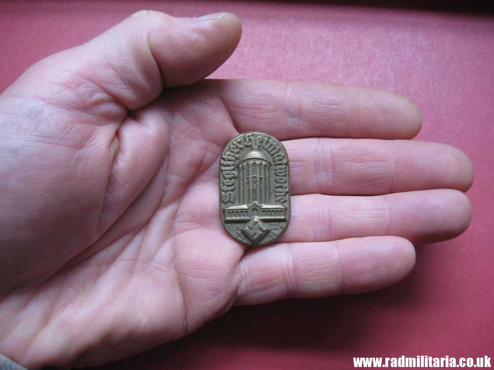& WW2 German Commemorative TINNIE BADGE - STEGLITZER HEIMATWOCHE 1934 Berlin Steglitz. - Image 8