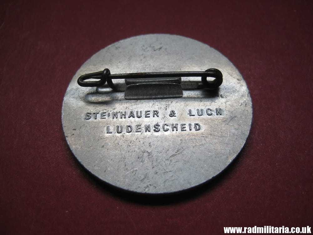 & original pre-WW2 nazi German DAY BADGE: 1 Mai 1936, maker: Steinhauer & Luck LUDENSCHEID. - Image 3