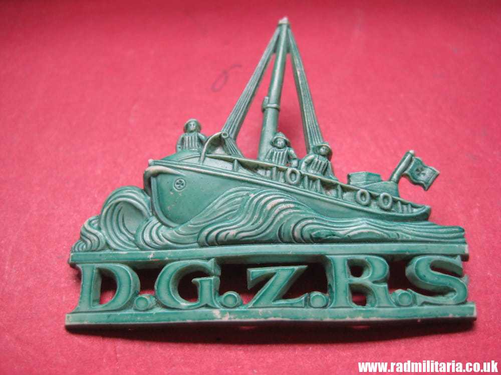 & WW2 German PLASTIC BADGE: D.G.z.R.S., Winterhilfe ? - Image 6