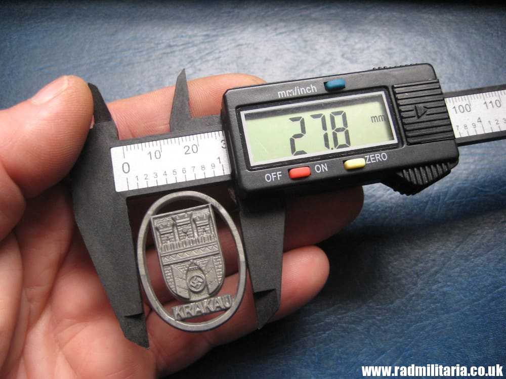 & WW2 German PLASTIC ECONOMIC Nazi BADGE with swastika - KRAKAU (Krakow) - Image 6