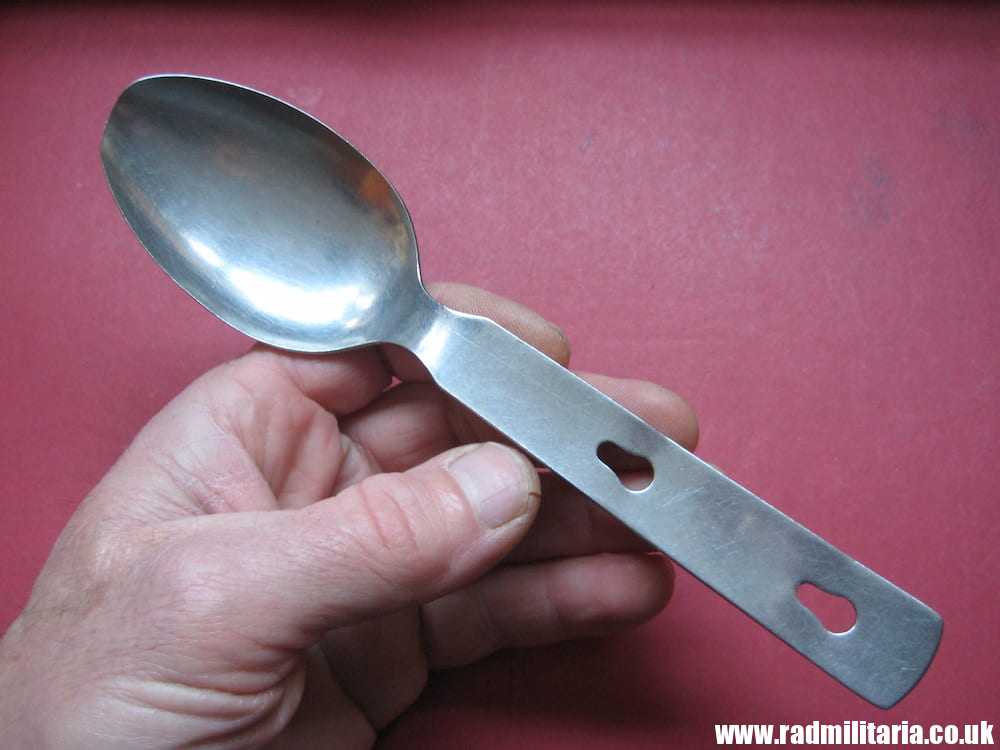& WW2 genuine German Army - Wehrmacht SPOON marked: GAG 41, stainless steel - 3RD REICH CUTLERY. - Image 2