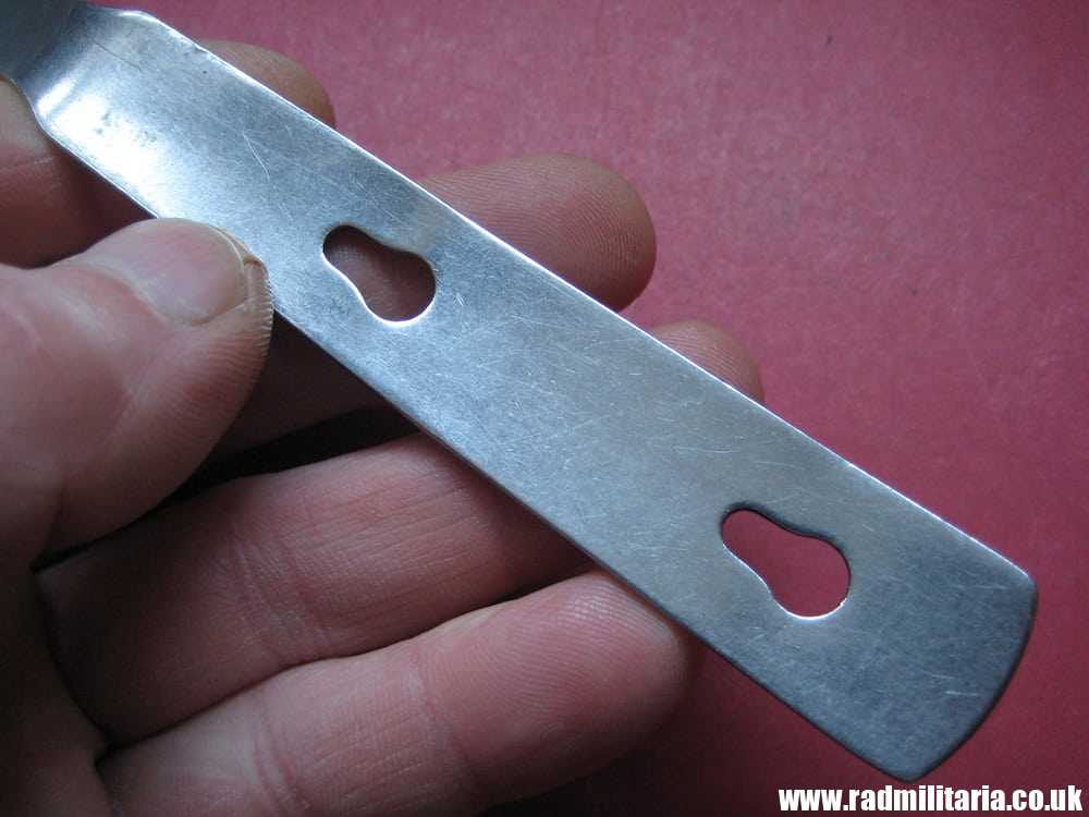 & WW2 genuine German Army - Wehrmacht SPOON marked: GAG 41, stainless steel - 3RD REICH CUTLERY. - Image 7