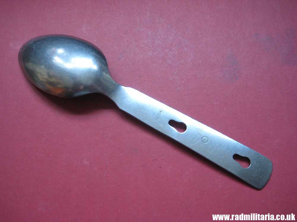 & WW2 genuine German Army - Wehrmacht SPOON marked: GAG 41, stainless steel - 3RD REICH CUTLERY. - Image 15