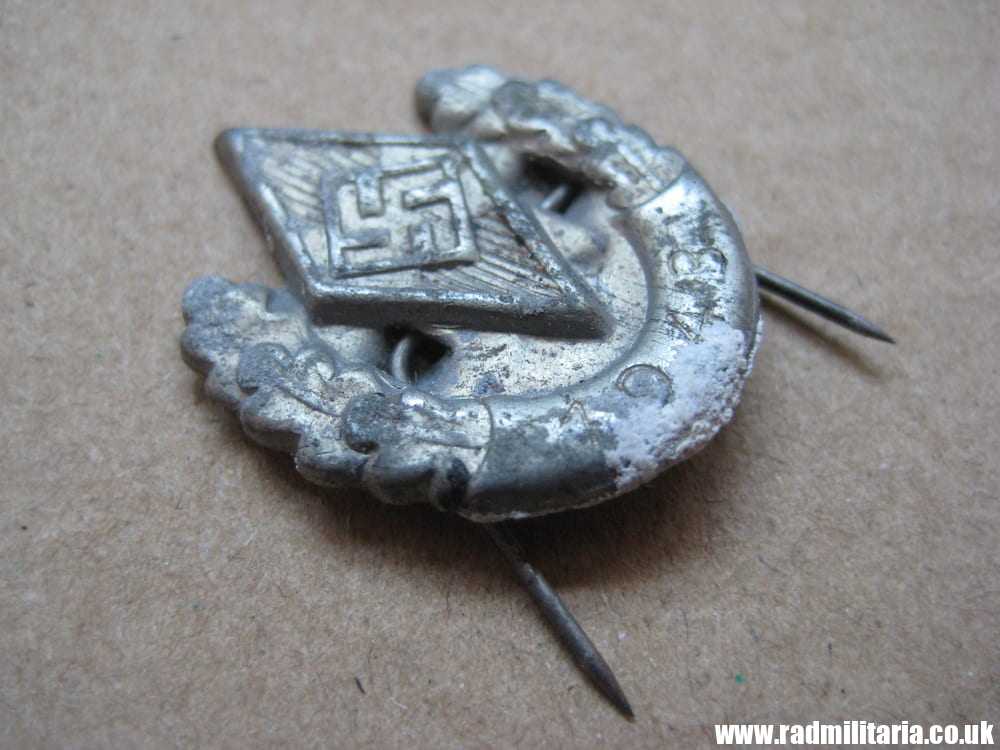 & original German HJ zinc BADGE with date - 1943. - Image 6