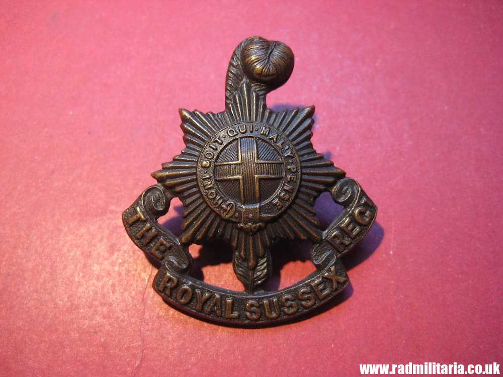 & WW1/WW2 British CAP BADGE: THE ROYAL SUSSEX REGT officers bronze badge - J.R. Gaunt. - Image 5