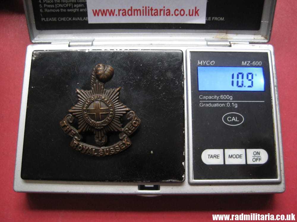& WW1/WW2 British CAP BADGE: THE ROYAL SUSSEX REGT officers bronze badge - J.R. Gaunt. - Image 14