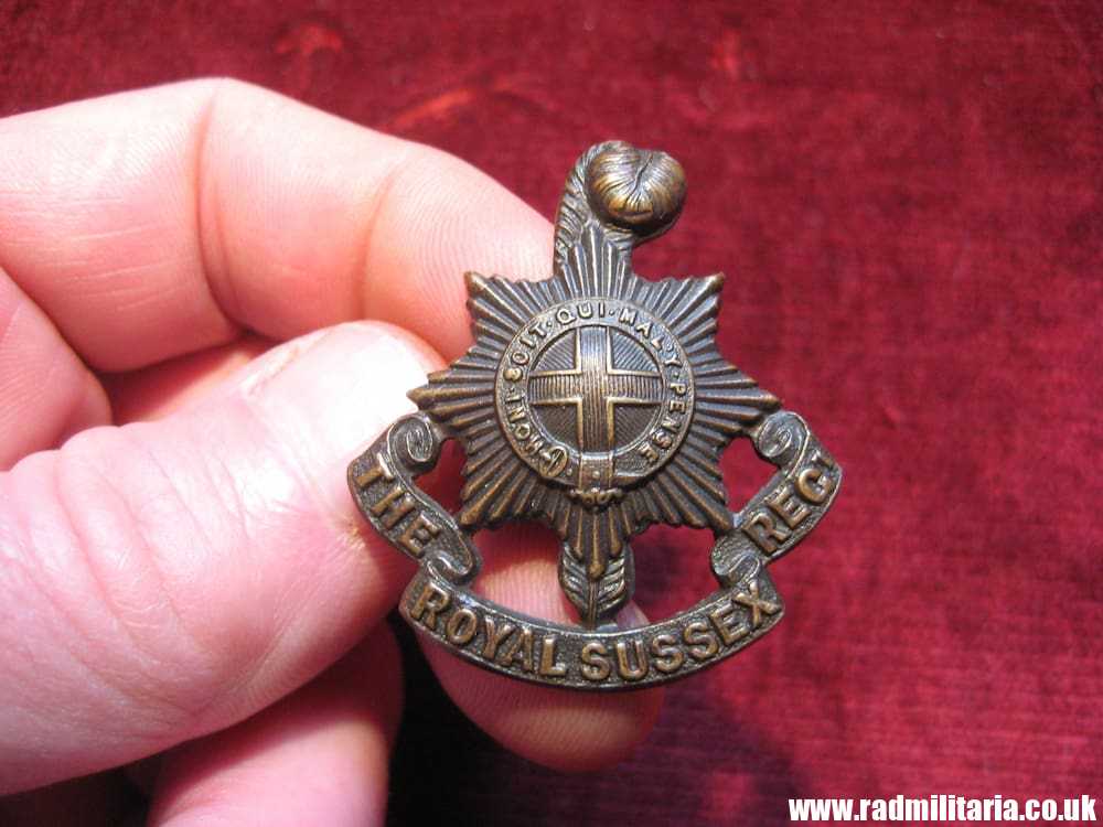 & WW1/WW2 British CAP BADGE: THE ROYAL SUSSEX REGT officers bronze badge - J.R. Gaunt. - Image 16