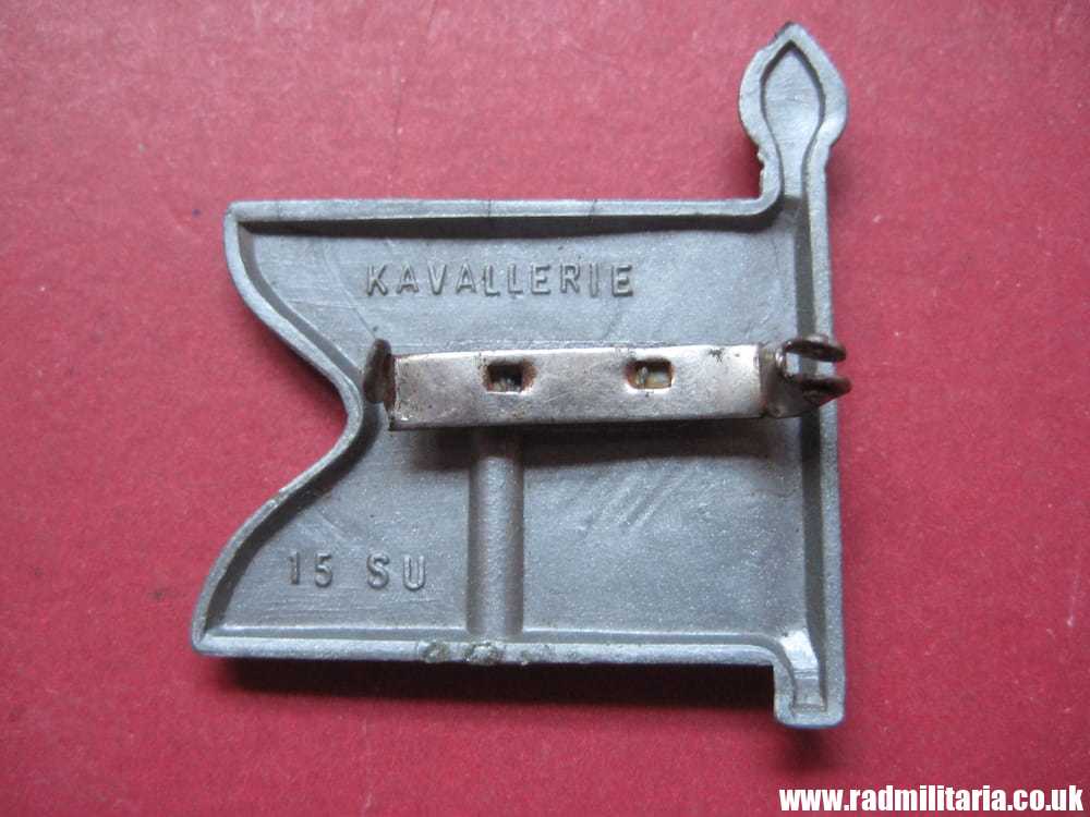 & WW2 German PLASTIC tinnie BADGE: WHW FLAG - Kavallerie 15 SU. - Image 3