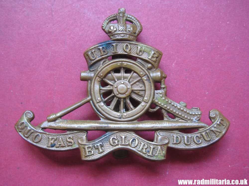 & WW1 British CAP BADGE: Royal Artillery. - Image 2