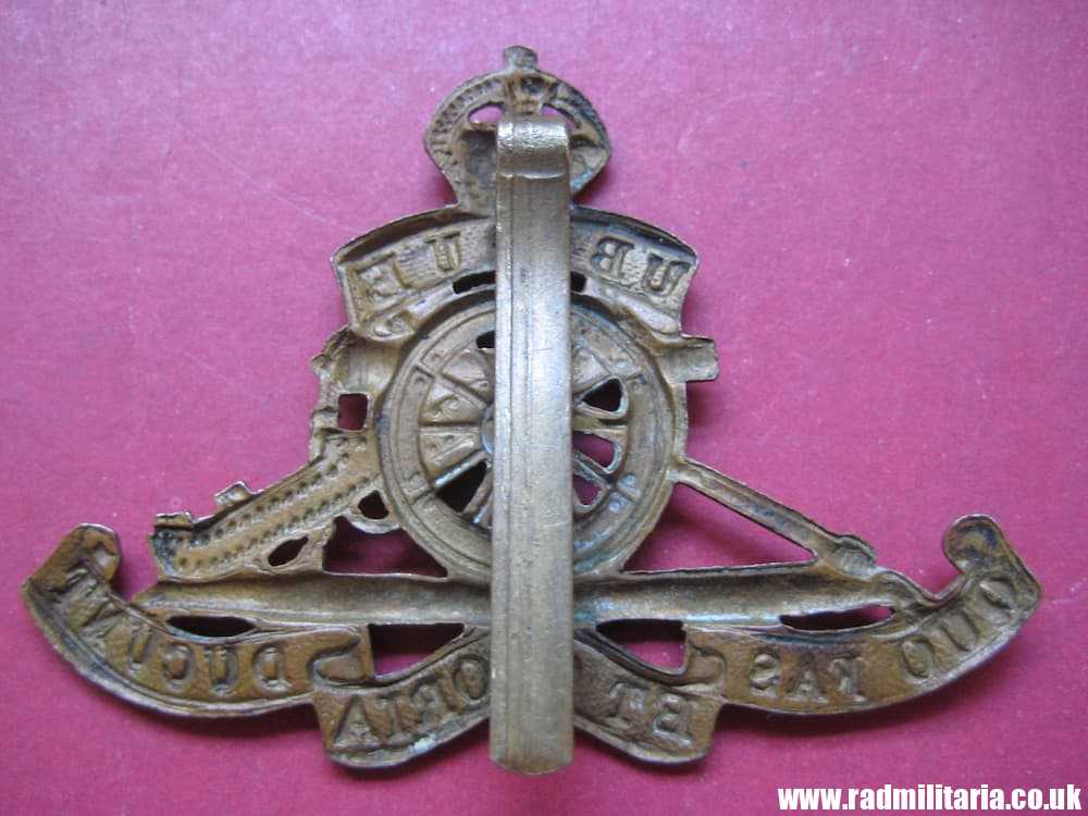 & WW1 British CAP BADGE: Royal Artillery. - Image 3