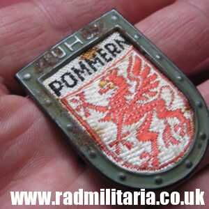 & original German TINNIE BADGE - W.H.W. Pommern.