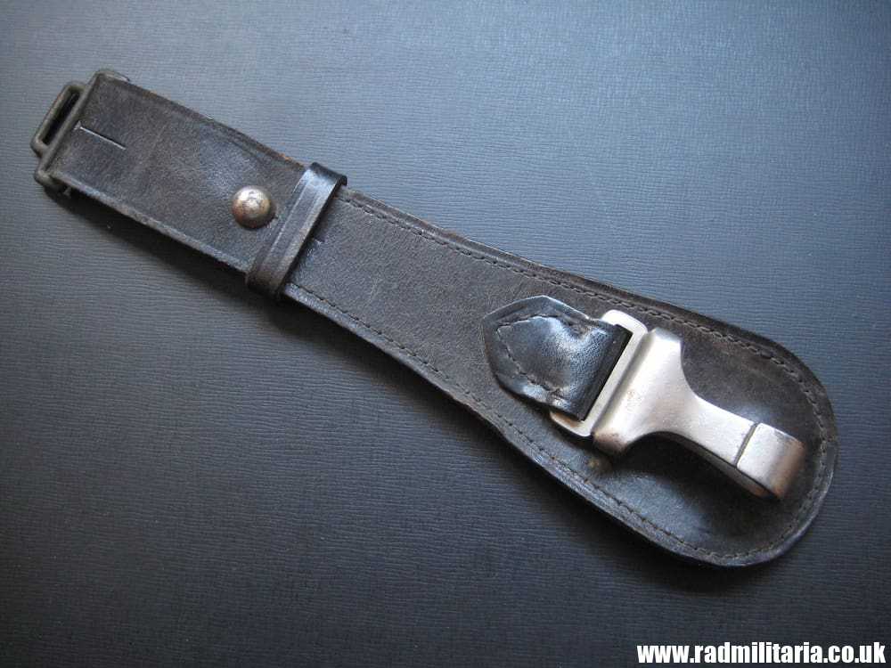 & WW2 genuine German sword or dagger LEATHER HANGER in used condition. - Image 2