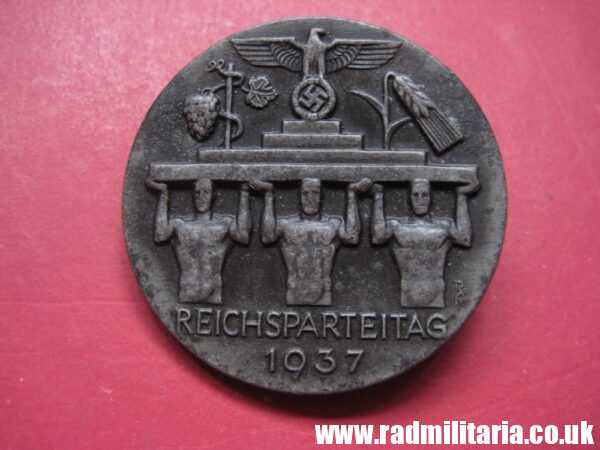 & WW2 German TINNIE BADGE – REICHSPARTEITAG 1937 maker: Ferd. Wagner ...