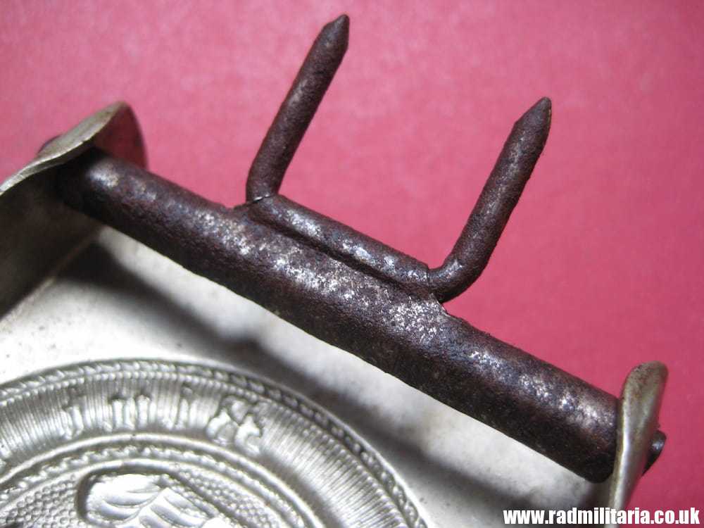 & WW2 original early HITLER YOUTH - HJ BELT BUCKLE made of white metal. - Image 15