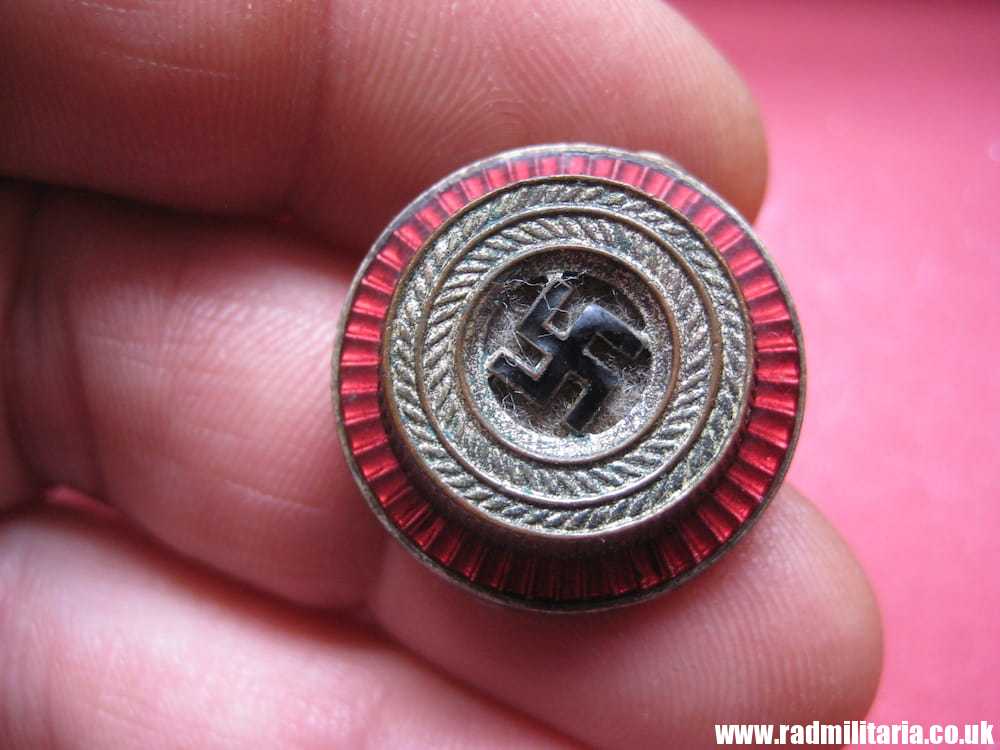 & WW2 genuine German NSDAP political leaders CAP COCKADE marked: RZM 8 (F. Wagner Pforzheim) - good condition.