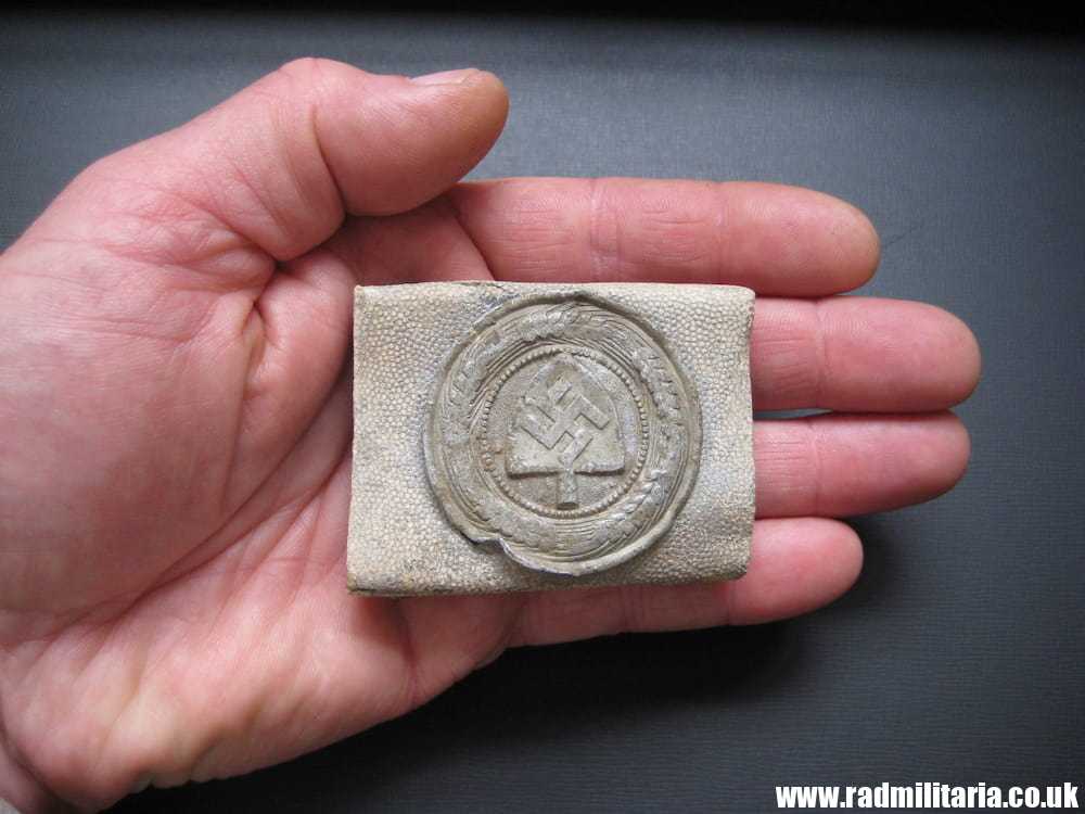 & WW2 original German RAD BELT BUCKLE zinc, poor condition - metal detecting find.