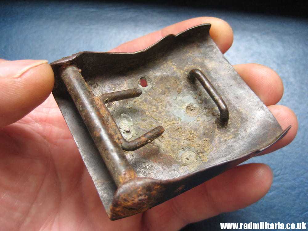 & WW1 German BELT BUCKLE old pattern 100% genuine - metal detecting find. - Image 8