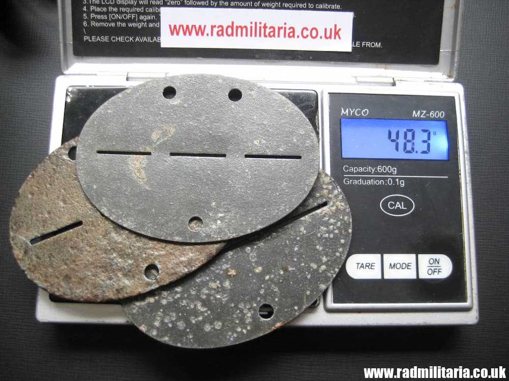 & WW2 original German zinc DOG TAGS – SET of 3 no marking CLEAR, metal detecting find. - Image 6