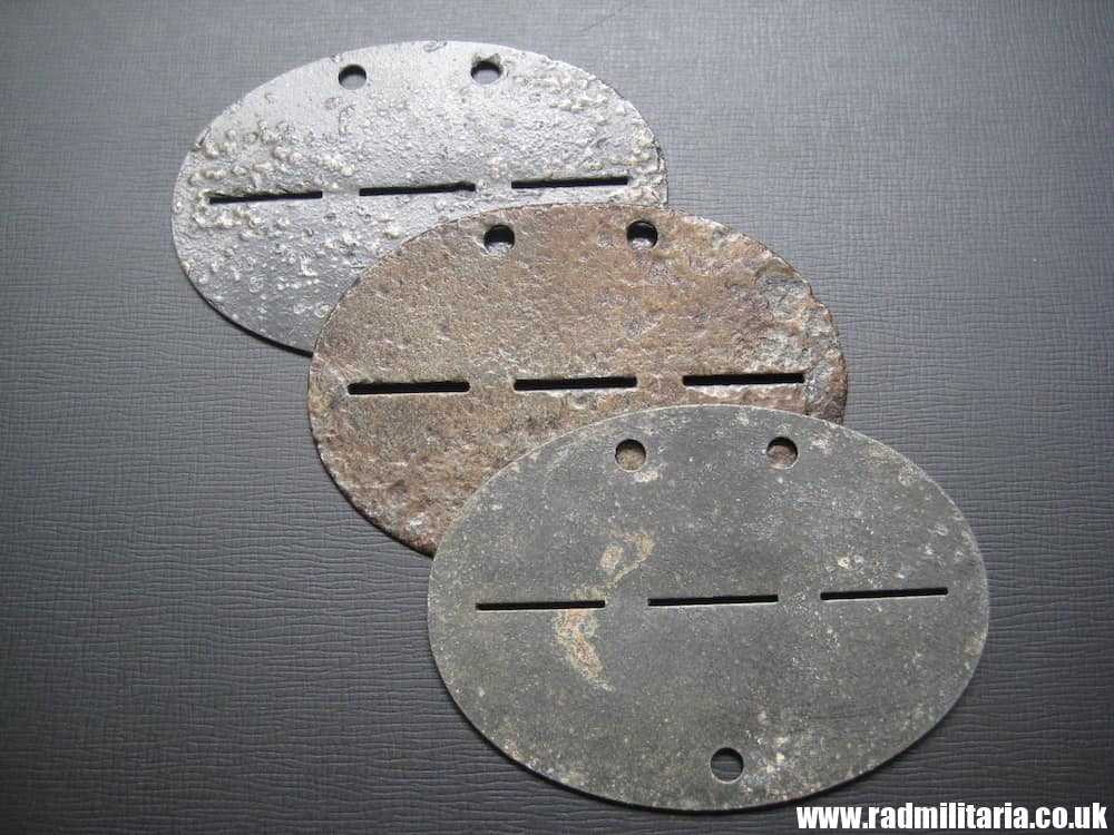 & WW2 original German zinc DOG TAGS – SET of 3 no marking CLEAR, metal detecting find. - Image 10
