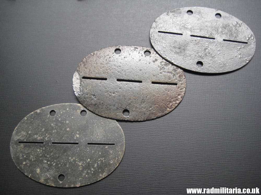 & WW2 original German zinc DOG TAGS – SET of 3 no marking CLEAR, metal detecting find. - Image 11