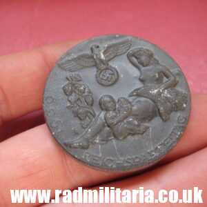 & WW2 German TINNIE BADGE - REICHSPARTEITAG 1939, maker: K. WURSTER Markneukirchen /Sa. RZM M9/40.