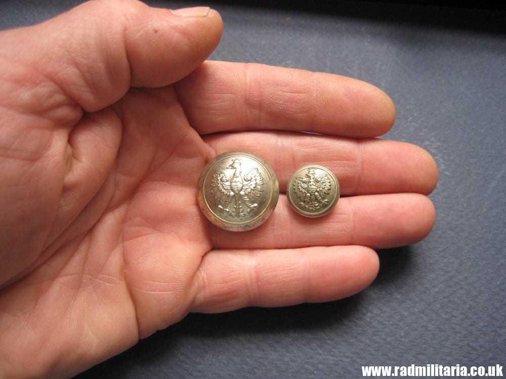 & WW2 Polish Army BUTTONS with EAGLE a Pair, made in UK - BUTTONS LIMITED BIRMINGHAM. - Image 6