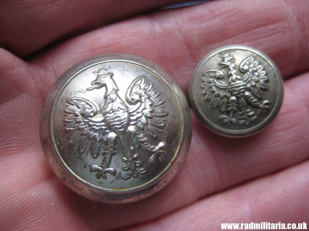 & WW2 Polish Army BUTTONS with EAGLE a Pair, made in UK - BUTTONS LIMITED BIRMINGHAM.