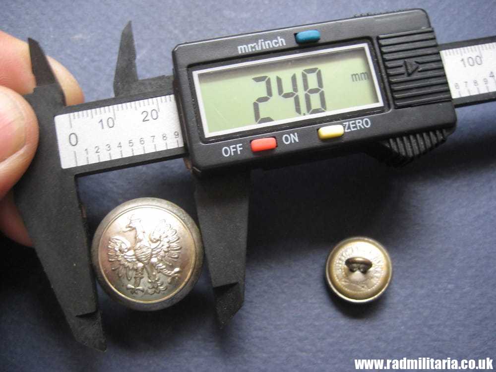 & WW2 Polish Army BUTTONS with EAGLE a Pair, made in UK - BUTTONS LIMITED BIRMINGHAM. - Image 10