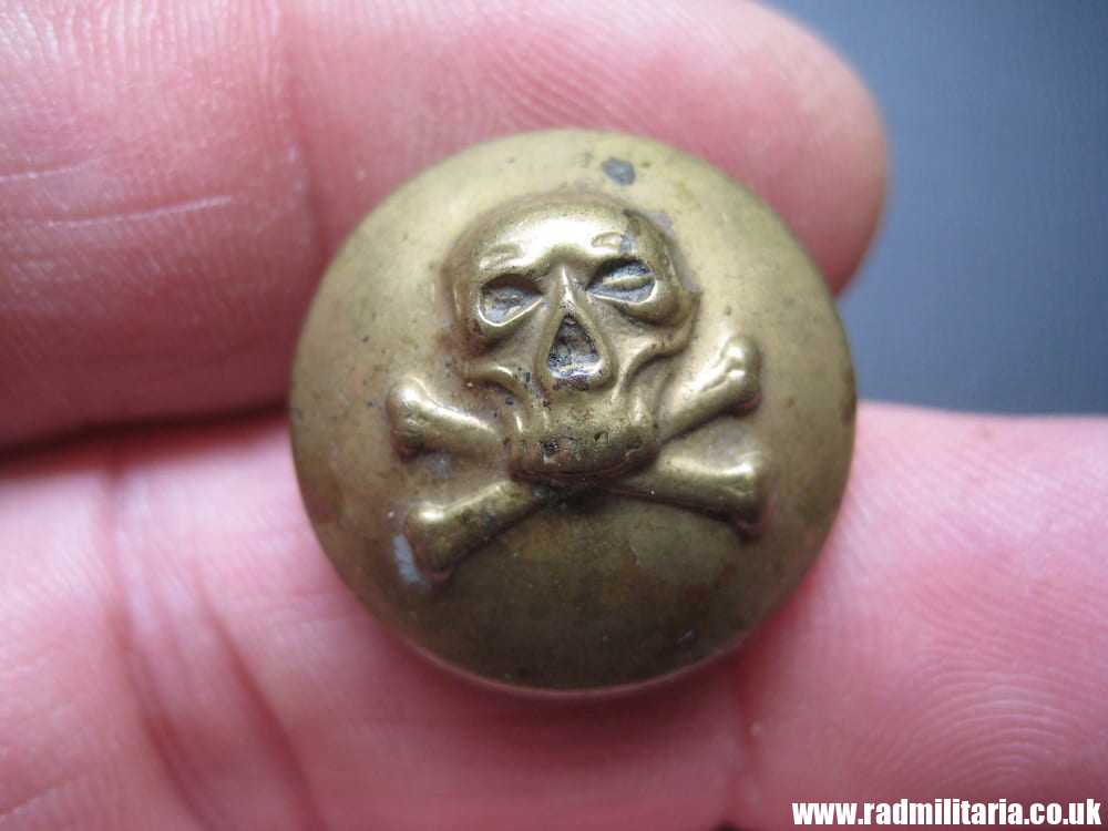 British MILITARY SKULL BUTTON - 17th Lancers Regiment, maker: FIRMIN & SONS LONDON