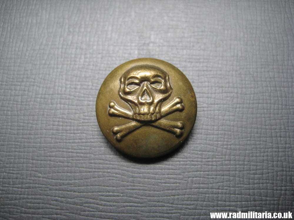 pre WW1 British MILITARY SKULL BUTTON - 17th Lancers Regiment, maker: SMITH & WRIGHT Ltd, Birmingham 1888 - 1889. - Image 2