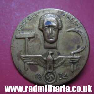 & pre WW2 original nazi GERMAN BADGE - Tag Der Arbeit 1934 with maker marks: GERB, HEUTE SCHWELM.