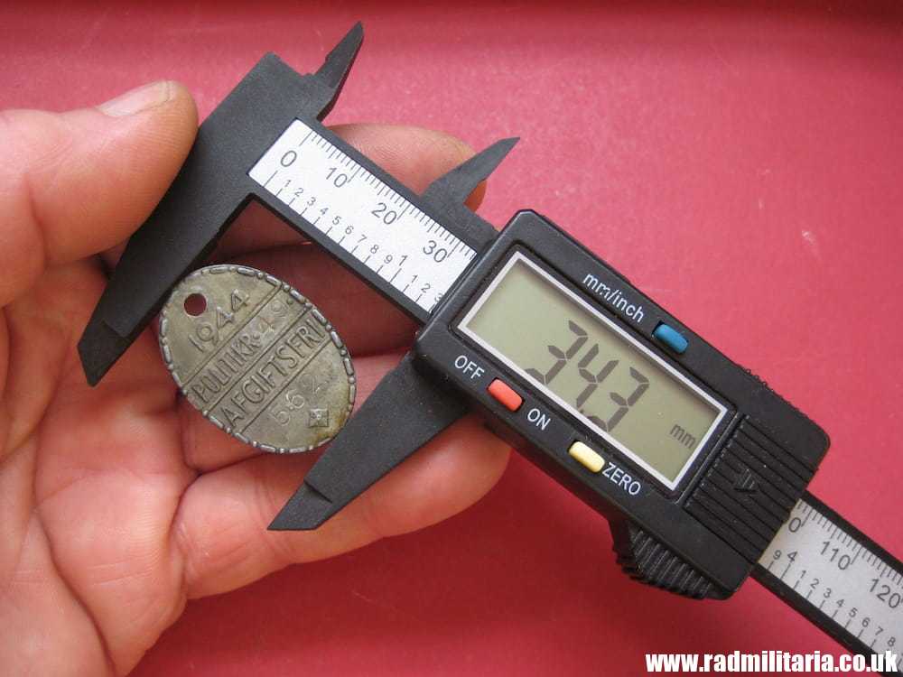 & WW2 unknown DOG TAG? TOKEN? with date - 1944 no. 562 - Image 10