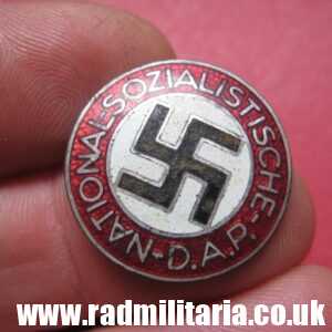 & WW2 original German NSDAP enamel membership BADGE marked: RZM M1/34 Karl Wurster, Markneukirchen.