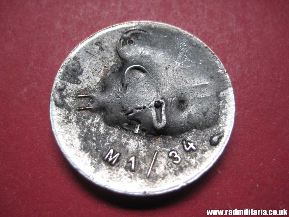& WW2 German NSDAP enamel membership BADGE marked: RZM M1/34 Karl Wurster, Markneukirchen - Image 3