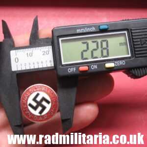 & WW2 German NSDAP enamel membership BADGE marked: RZM M1/34 Karl Wurster, Markneukirchen